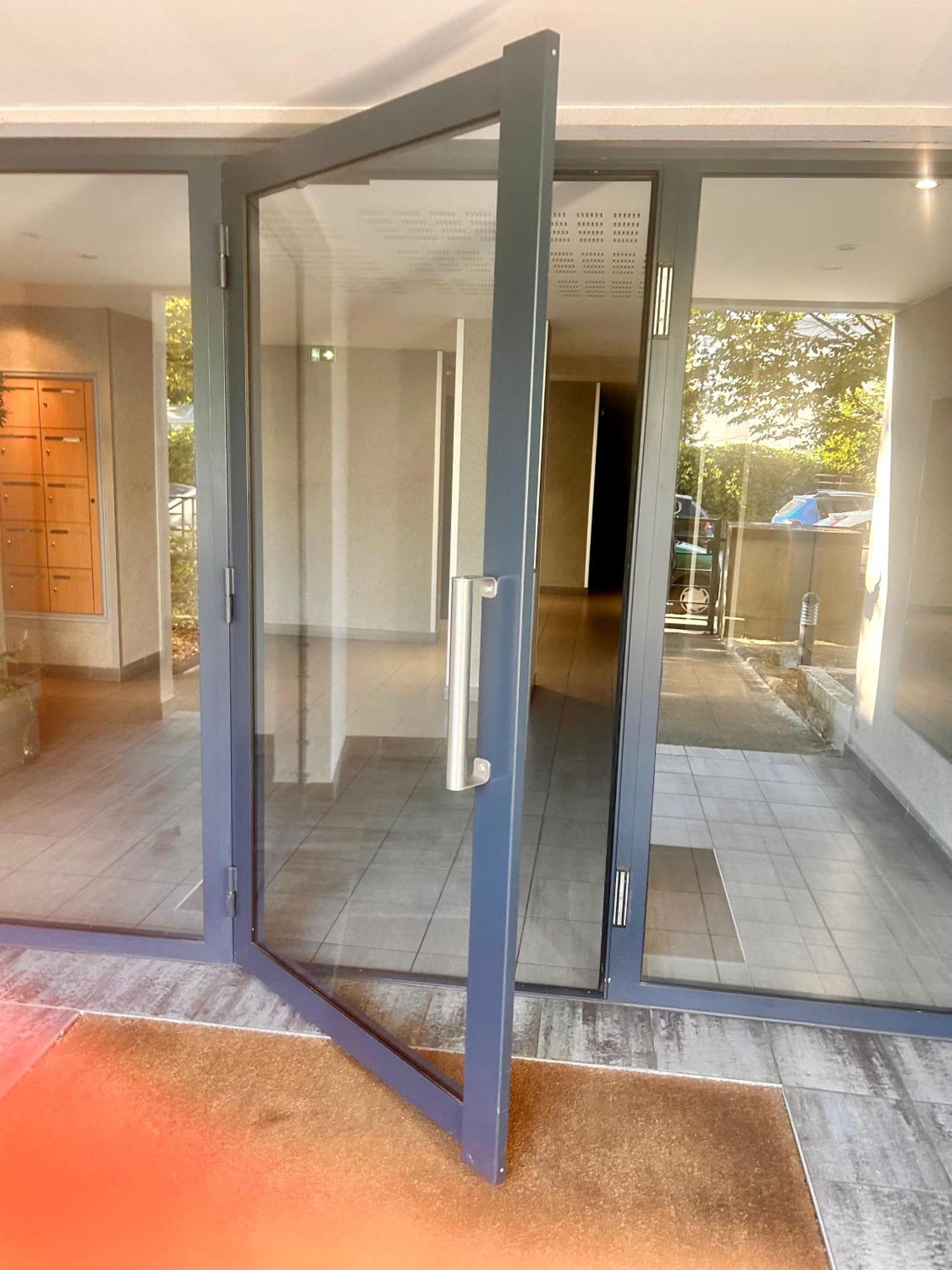 Chambre Prive Classe Villeurbanne Eksteriør billede